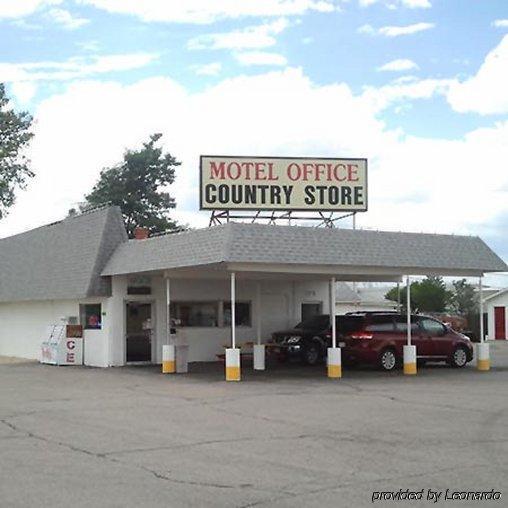 Country Manor Motel Watkins Extérieur photo