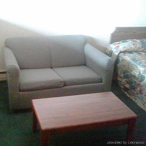 Country Manor Motel Watkins Extérieur photo